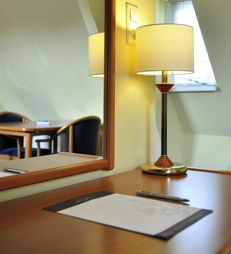 Hotel & Appartementen Royal Sas van Gent エクステリア 写真