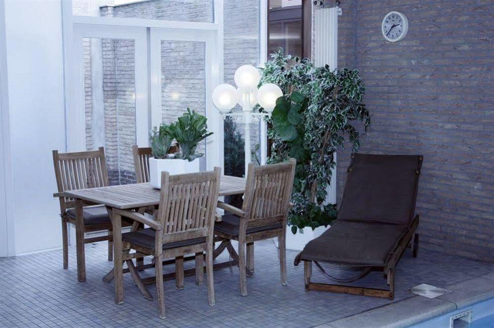 Hotel & Appartementen Royal Sas van Gent エクステリア 写真
